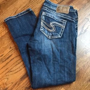 Silver Jeans - Tuesday Capri - size 28